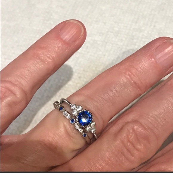 2 For $15 - All Jewelry When Bundled - Picture 5 of 7